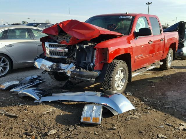 1GCPKSE75CF207723 - 2012 CHEVROLET SILVERADO RED photo 2