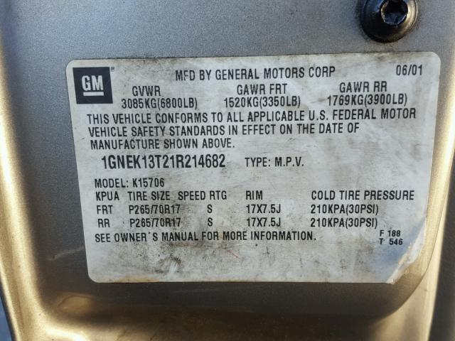 1GNEK13T21R214682 - 2001 CHEVROLET TAHOE K150 SILVER photo 10