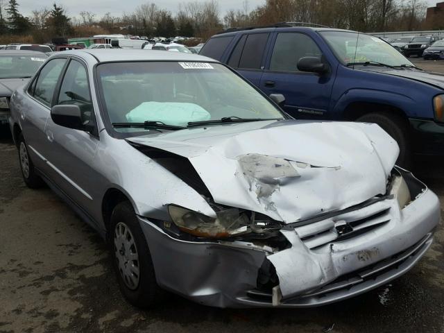 1HGCF86601A105186 - 2001 HONDA ACCORD VAL SILVER photo 1