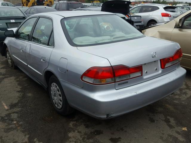 1HGCF86601A105186 - 2001 HONDA ACCORD VAL SILVER photo 3