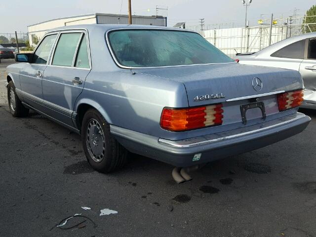 WDBCA35D0JA369426 - 1988 MERCEDES-BENZ 420 SEL BLUE photo 3