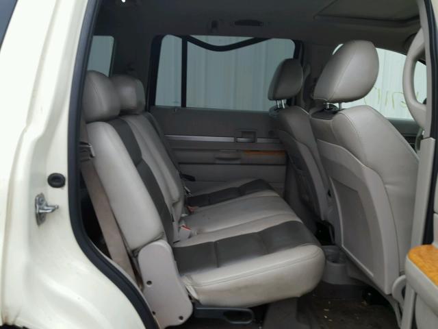 1A8HW58258F159828 - 2008 CHRYSLER ASPEN LIMI 白色 照片 6