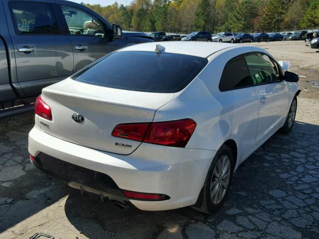 KNAFX6A80F5263000 - 2015 KIA FORTE EX WHITE photo 4