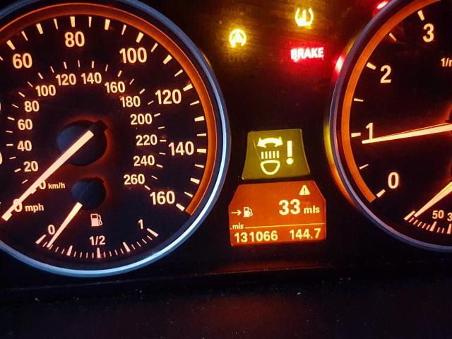 WBANV9C53ACW51865 - 2010 BMW 535 XI შავი ფოტო 8