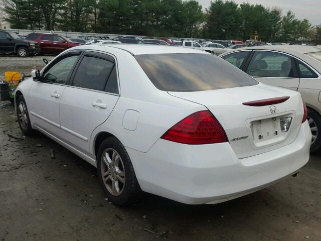 1HGCM56317A094914 - 2007 HONDA ACCORD SE WHITE photo 3