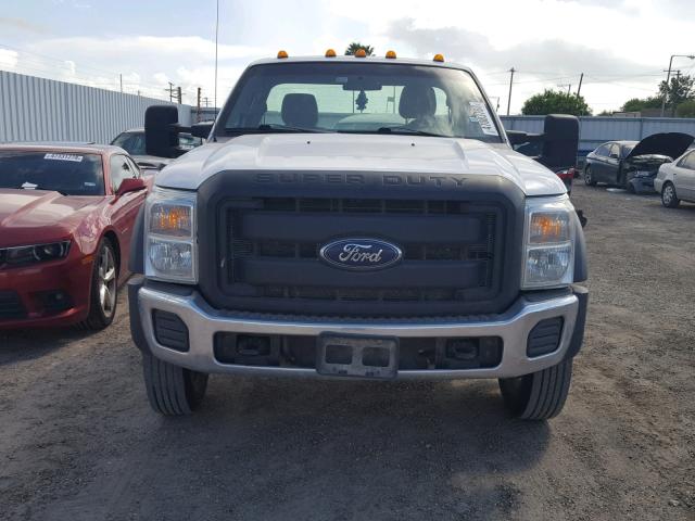 1FDUF5GT3DEB29920 - 2013 FORD F550 SUPER WHITE photo 9