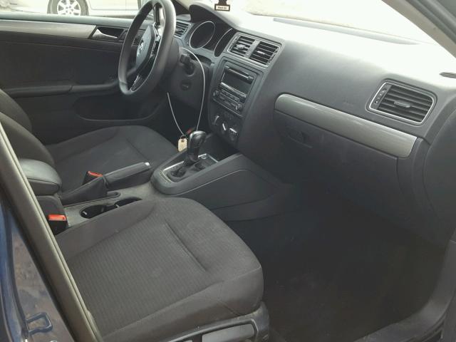 3VWD17AJ7FM319977 - 2015 VOLKSWAGEN JETTA SE 蓝色 照片 5