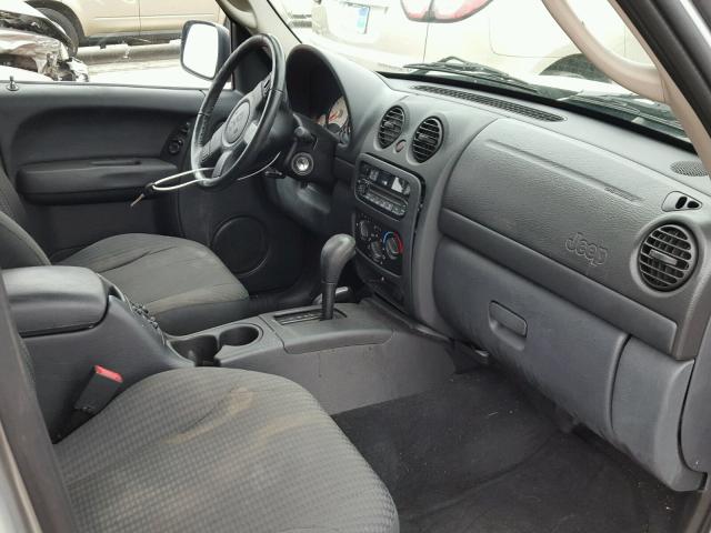 1J4GL48K03W522982 - 2003 JEEP LIBERTY SP SILVER photo 5