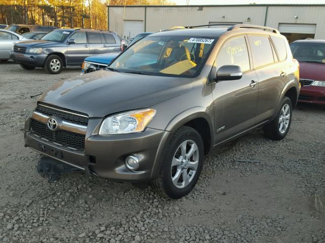 JTMDF4DV2A5026536 - 2010 TOYOTA RAV4 LIMIT GRAY photo 2