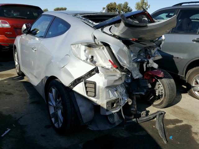 KMHTC6AD8GU259861 - 2016 HYUNDAI VELOSTER B SILVER photo 3