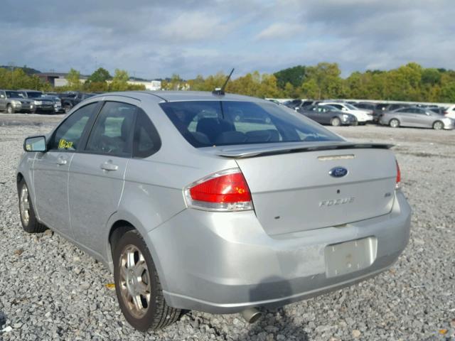 1FAHP36N29W267594 - 2009 FORD FOCUS SES SILVER photo 3