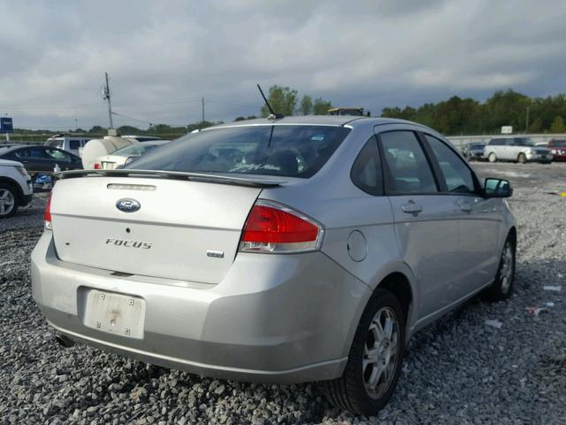 1FAHP36N29W267594 - 2009 FORD FOCUS SES SILVER photo 4