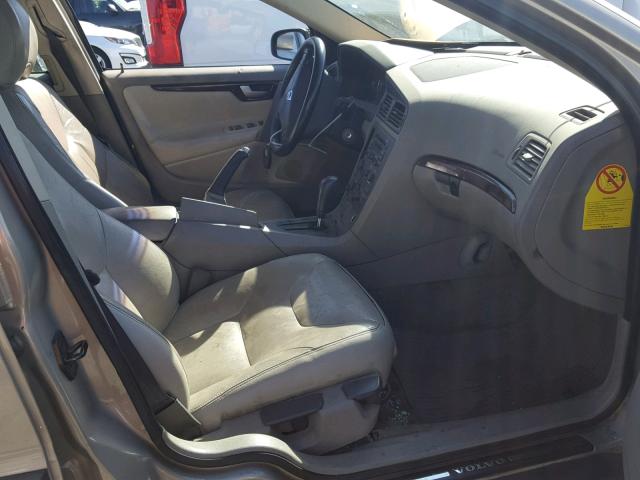 YV1RS61T742406939 - 2004 VOLVO S60 Braun Foto 5