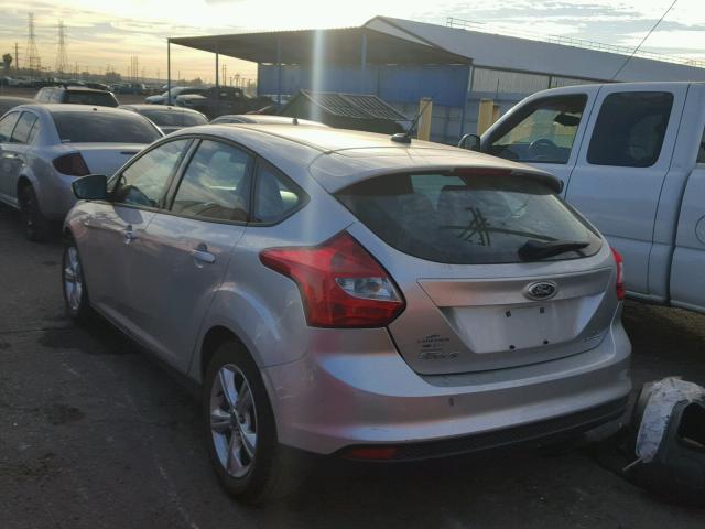 1FADP3K27DL226253 - 2013 FORD FOCUS SE SILVER photo 3