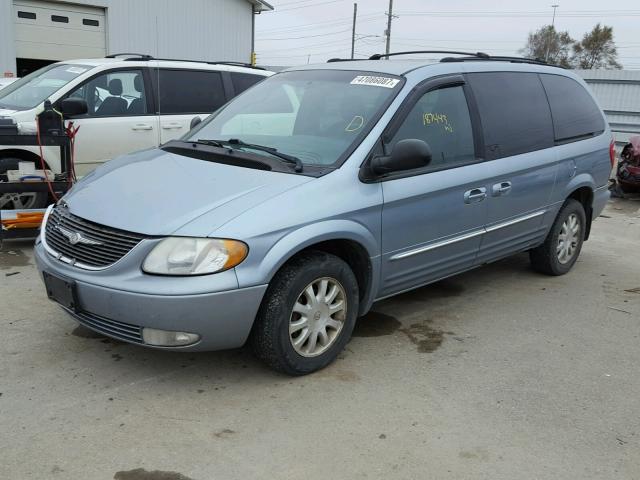 2C4GP54LX3R366246 - 2003 CHRYSLER TOWN & COU BLUE photo 2