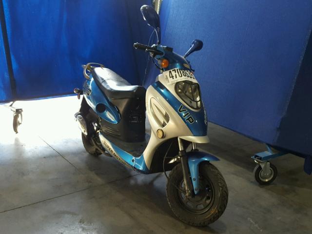 L9NTEACT3D1024160 - 2013 VIP MOPED BLUE photo 1