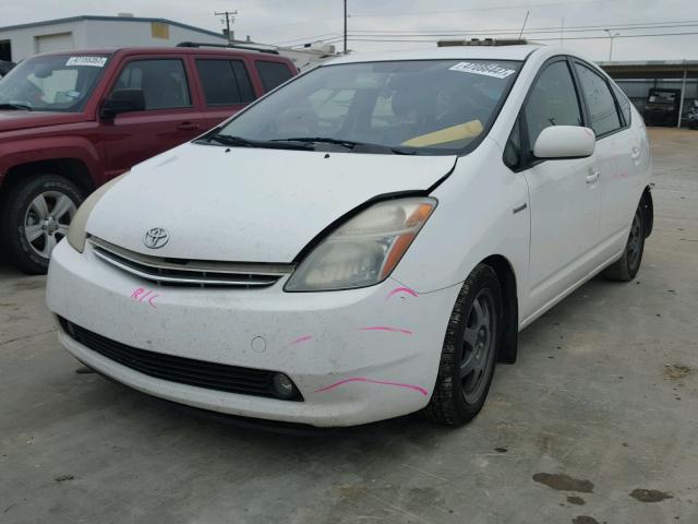 JTDKB20U577589484 - 2007 TOYOTA PRIUS WHITE photo 2