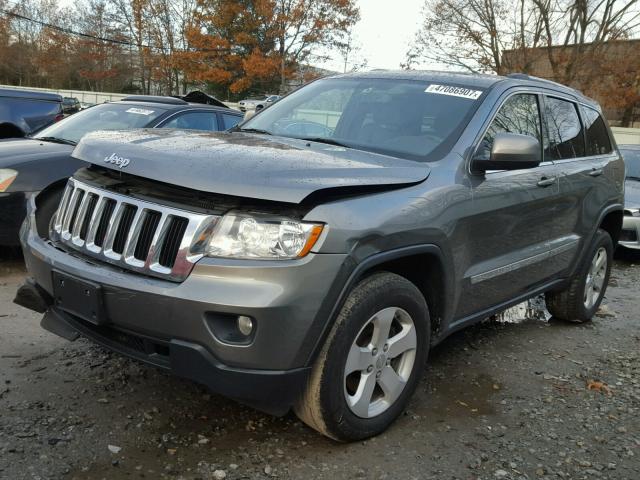 1J4RR4GG5BC715410 - 2011 JEEP GRAND CHER GRAY photo 2