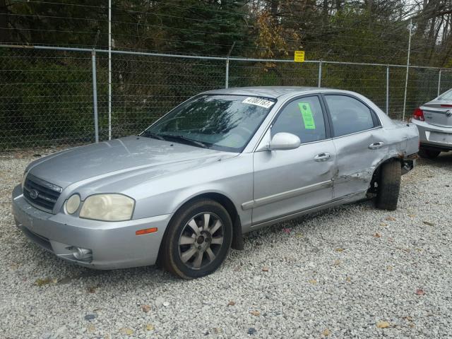 KNAGD128355387615 - 2005 KIA OPTIMA LX SILVER photo 2