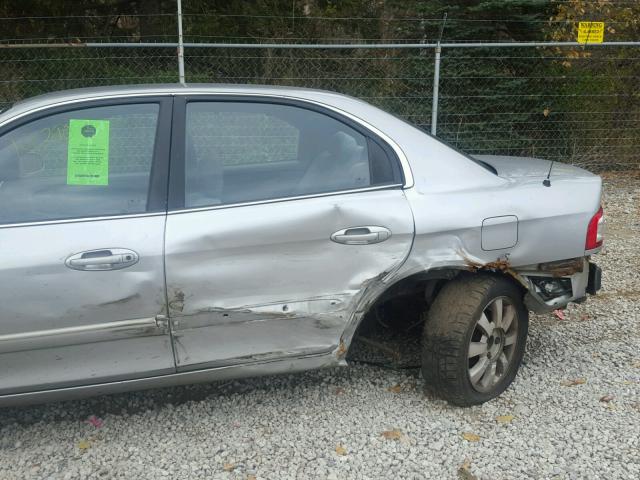 KNAGD128355387615 - 2005 KIA OPTIMA LX SILVER photo 9