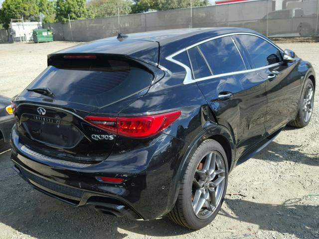 SJKCH5CP3HA030561 - 2017 INFINITI QX30 BLACK photo 4