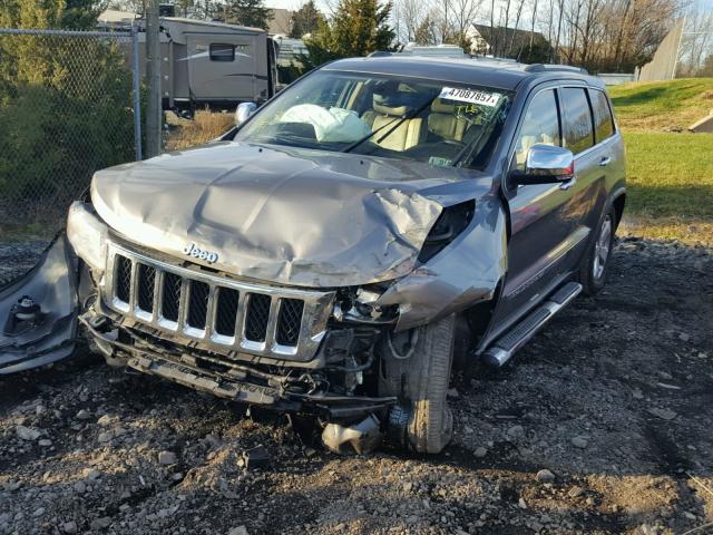 1J4RR6GT3BC588908 - 2011 JEEP GRAND CHER GRAY photo 2