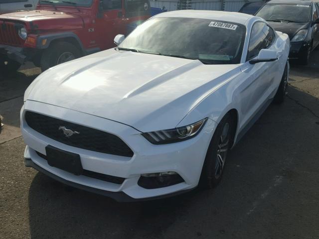 1FA6P8TH1G5227058 - 2016 FORD MUSTANG WHITE photo 2