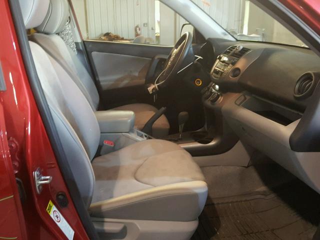 JTMZK33V89D000120 - 2009 TOYOTA RAV4 红色 照片 5