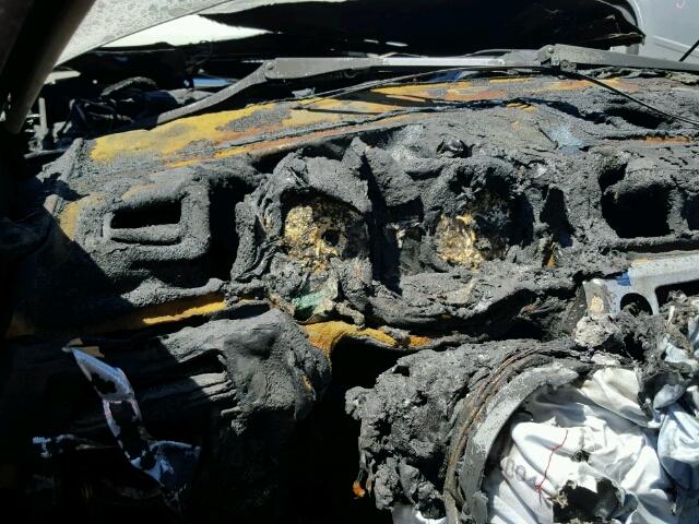 WBAPM77559NL88630 - 2009 BMW 335 I BURN photo 8