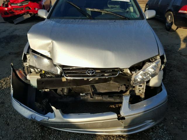 4T1BG22K61U039924 - 2001 TOYOTA CAMRY CE SILVER photo 9