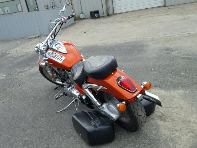 1HFSC55016A213750 - 2006 HONDA VTX1300 C ORANGE photo 3