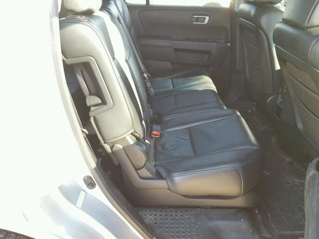 5FNYF3H57BB020561 - 2011 HONDA PILOT EXL SILVER photo 6