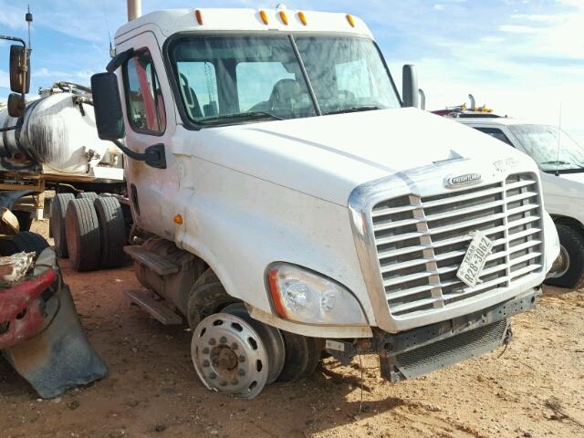 1FUJGECV38LZ09910 - 2008 FREIGHTLINER CASCADIA 1 WHITE photo 1