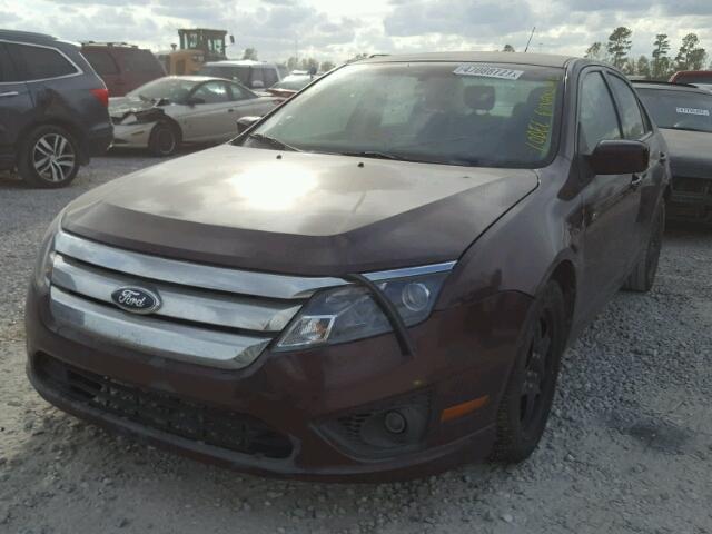 3FAHP0HA8BR192398 - 2011 FORD FUSION SE MAROON photo 2