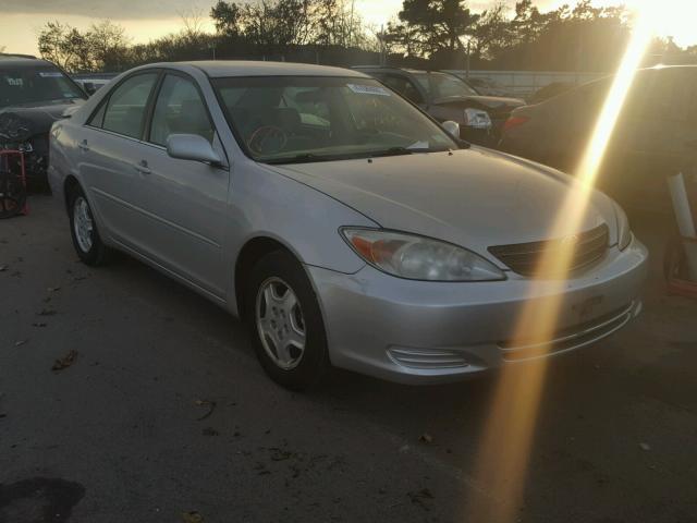 4T1BE32KX2U595439 - 2002 TOYOTA CAMRY LE SILVER photo 1