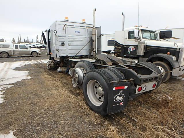 4V4NC9GH38N484830 - 2008 VOLVO VN VNL GRAY photo 3