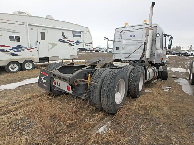 4V4NC9GH38N484830 - 2008 VOLVO VN VNL GRAY photo 4