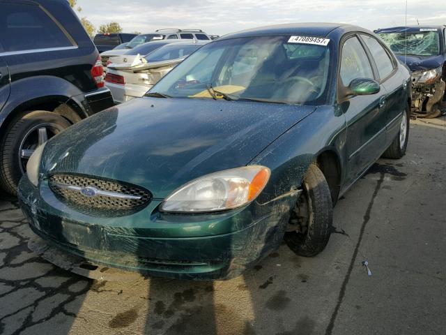 1FAFP5524YG167080 - 2000 FORD TAURUS SES GREEN photo 2