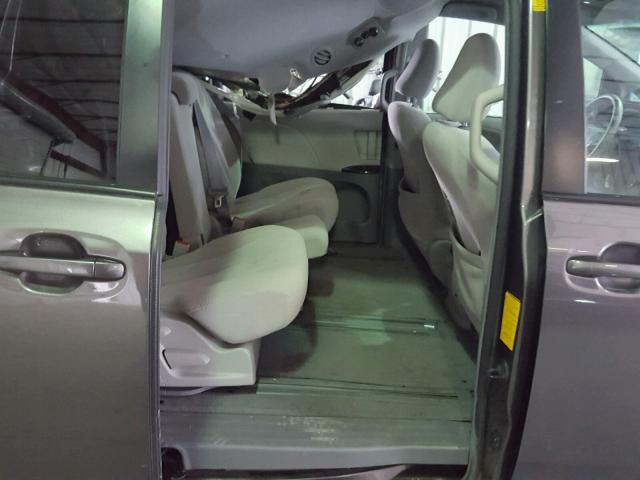 5TDKK3DC0CS253071 - 2012 TOYOTA SIENNA LE GRAY photo 6