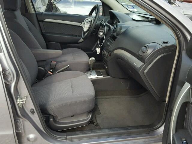 KL1TD5DE0AB124691 - 2010 CHEVROLET AVEO LS GRAY photo 5