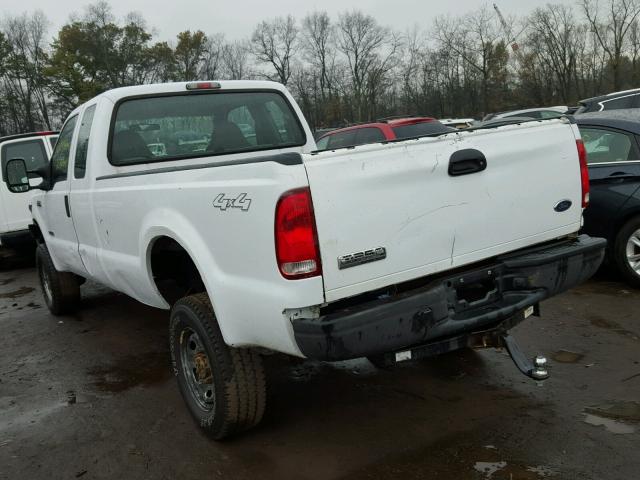 1FTSX31P06EC58693 - 2006 FORD F350 SRW S WHITE photo 3