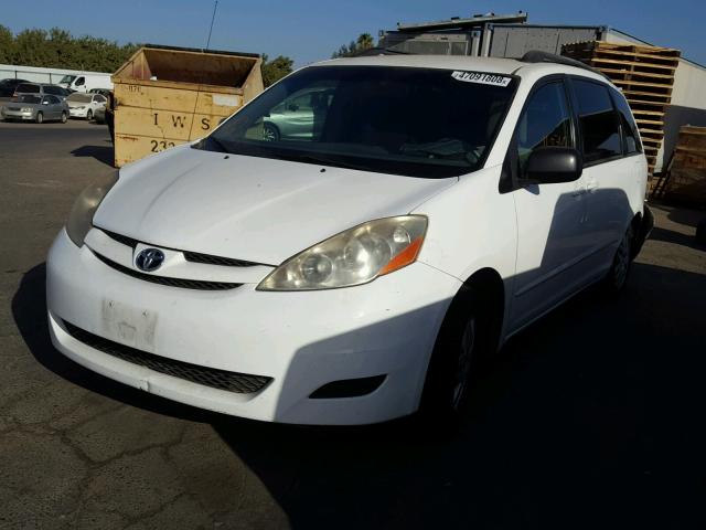 5TDZK23C19S234984 - 2009 TOYOTA SIENNA CE/ WHITE photo 2