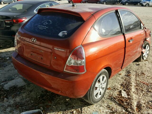 KMHCM36C59U112489 - 2009 HYUNDAI ACCENT GS RED photo 4