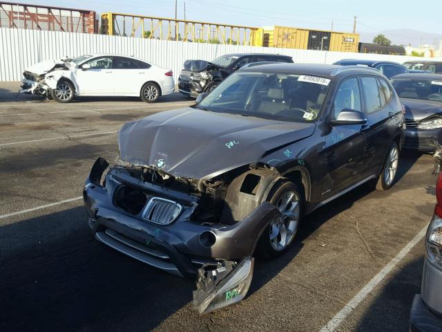 WBAVM5C59DVV90526 - 2013 BMW X1 XDRIVE3 Сірий фото 2