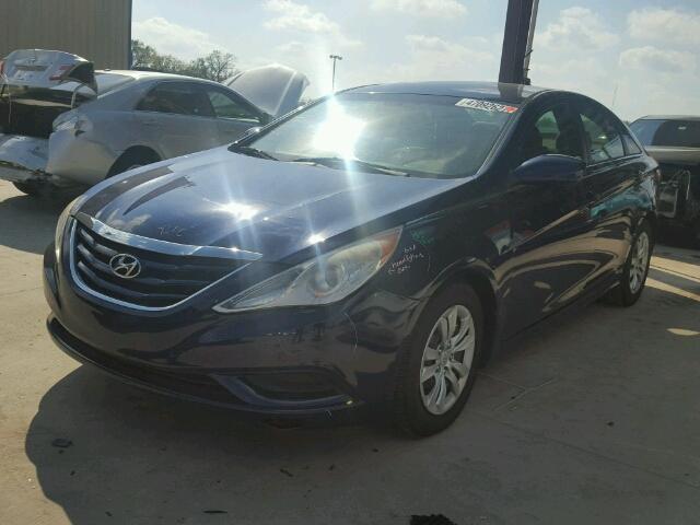 5NPEB4AC7BH064607 - 2011 HYUNDAI SONATA GLS BLUE photo 2