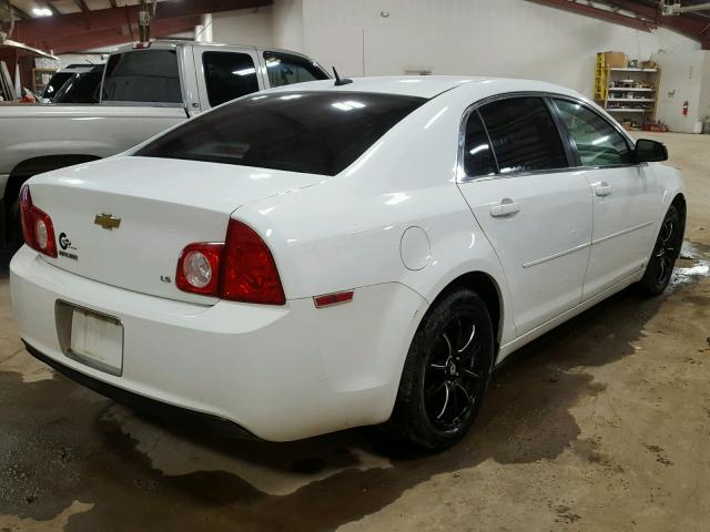 1G1ZG57B29F254304 - 2009 CHEVROLET MALIBU LS WHITE photo 4