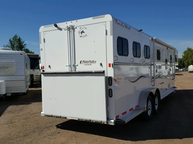 49SH73425HP070469 - 2017 CHALET TRAILER WHITE photo 4