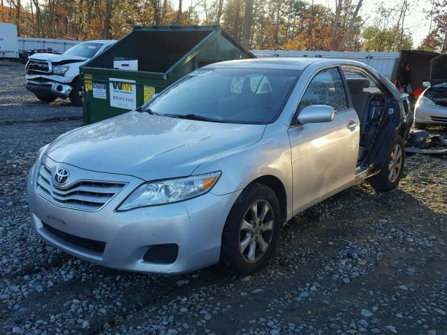 4T4BF3EK7BR180111 - 2011 TOYOTA CAMRY BASE SILVER photo 2