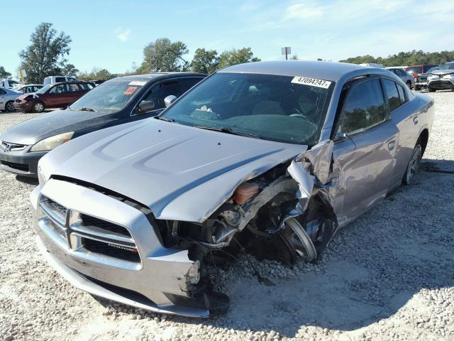 2C3CDXBG5EH265413 - 2014 DODGE CHARGER SE SILVER photo 2