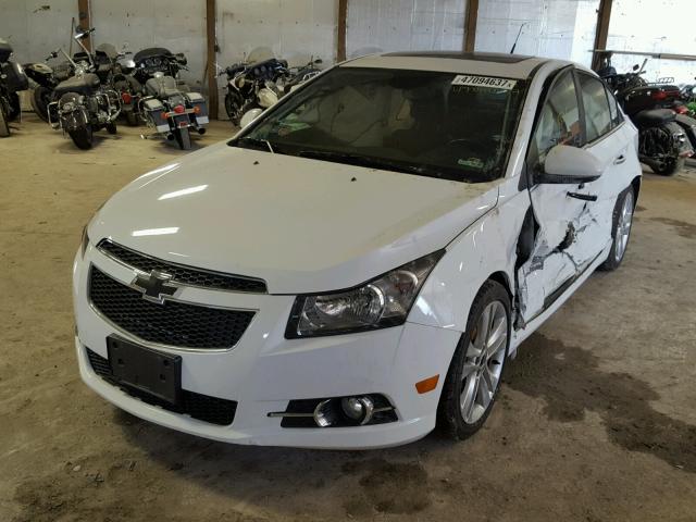 1G1PG5SB6D7120557 - 2013 CHEVROLET CRUZE LTZ WHITE photo 2